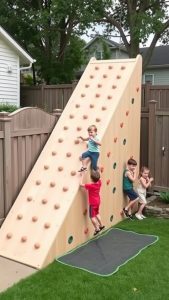 20 Creative Sloped Backyard Playground Ideas for Fun and Adventure ...